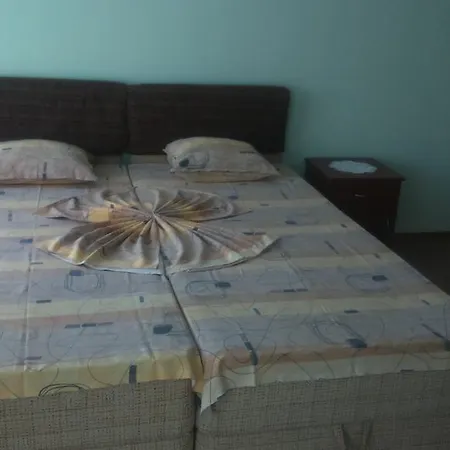 Enjoy Guest house Golden Sands